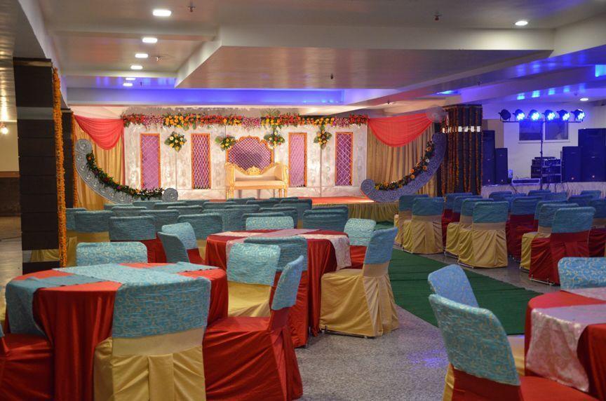 Hotel Krishna International Vrindavan Exterior photo
