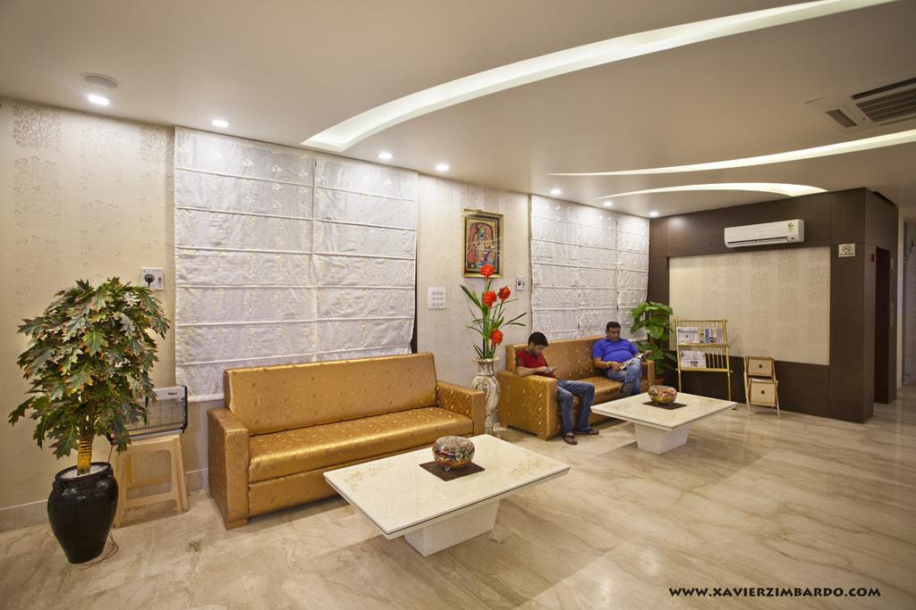 Hotel Krishna International Vrindavan Exterior photo