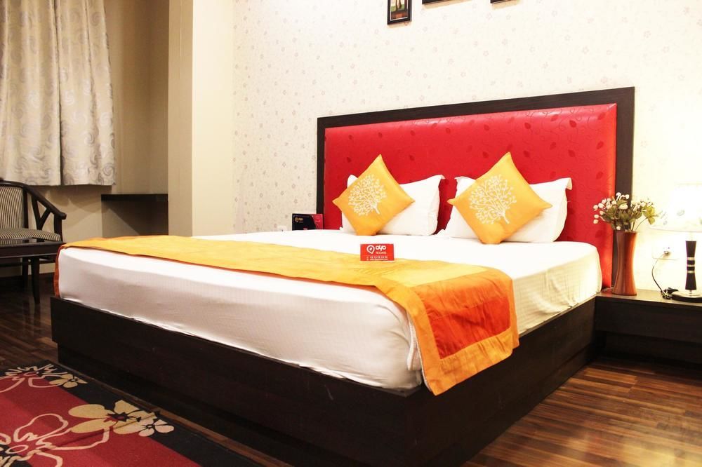 Hotel Krishna International Vrindavan Exterior photo
