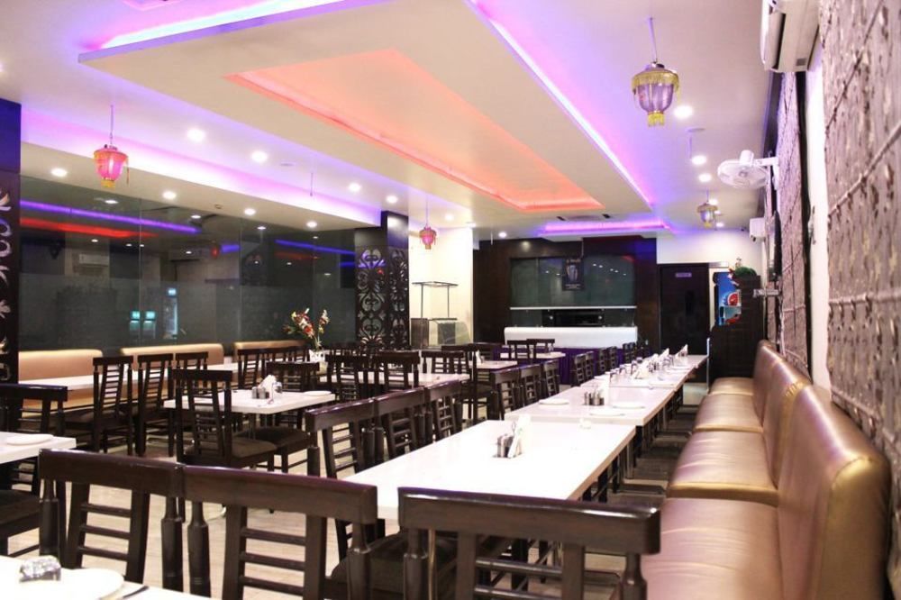 Hotel Krishna International Vrindavan Exterior photo